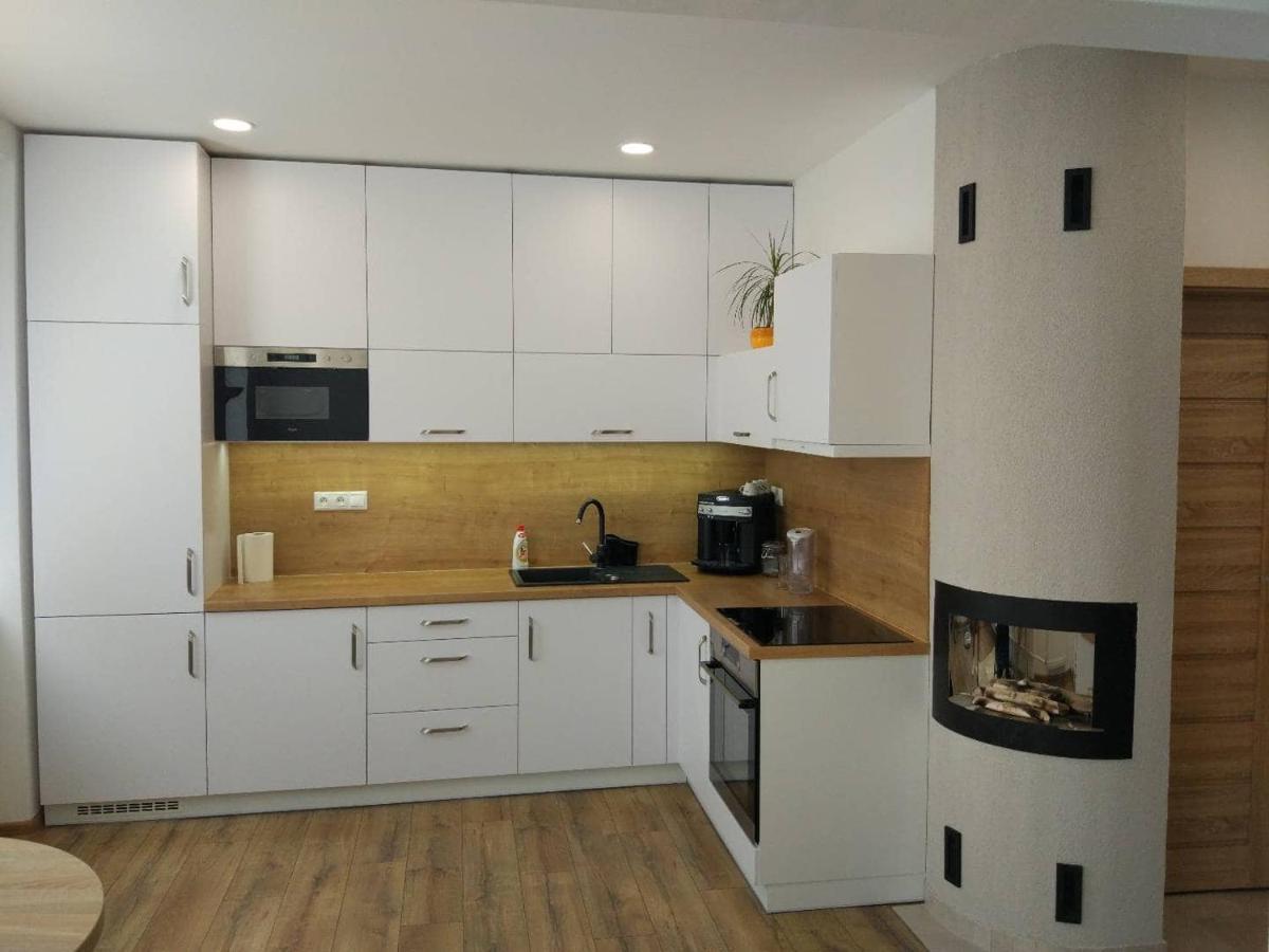 Moderny Apartman S Krbom A Klimatizaciou Prešov Exteriér fotografie